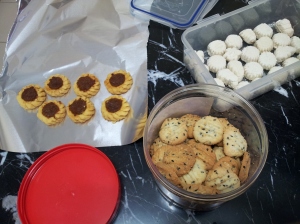yummu CNY snacks - pineapple tarts, kuih bangkit, and almond cookies
